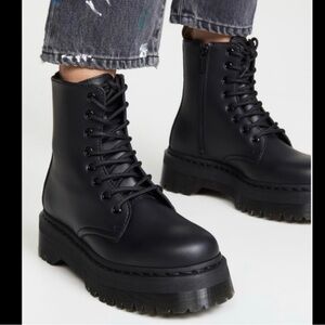 DR MARTENS JADON II MONO PLATFORM BOOTS